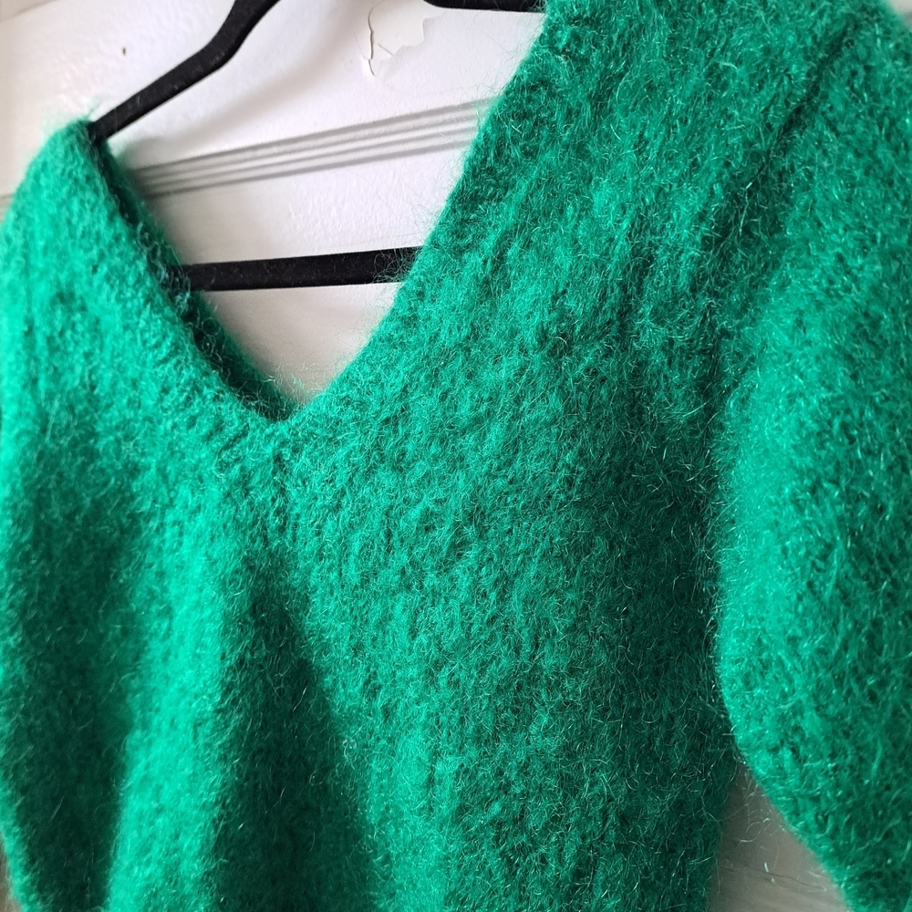 Perry Ellis Soft Fuzzy Mohair Sweater • 80s/90s Vintage Style • XS Petite - Picture 3 of 9